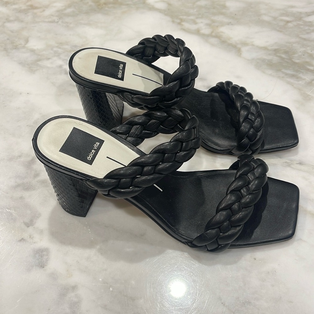 Dolce Vita size 8.5 heel